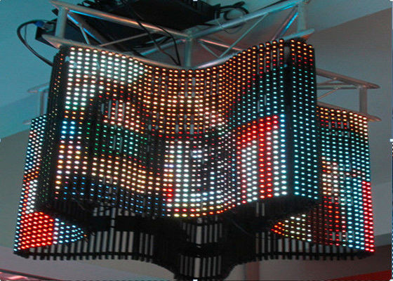 प्रोग्रामेबल P4 फ्लेक्सिबल एलईडी कर्टेन डिस्प्ले फुल कलर हाई डेफिनिशन वीडियो स्क्रीन